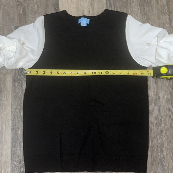 CeCe Black Top with White Puff Sleeves with Pearl Accents- Size Small - Picture 7 of 9